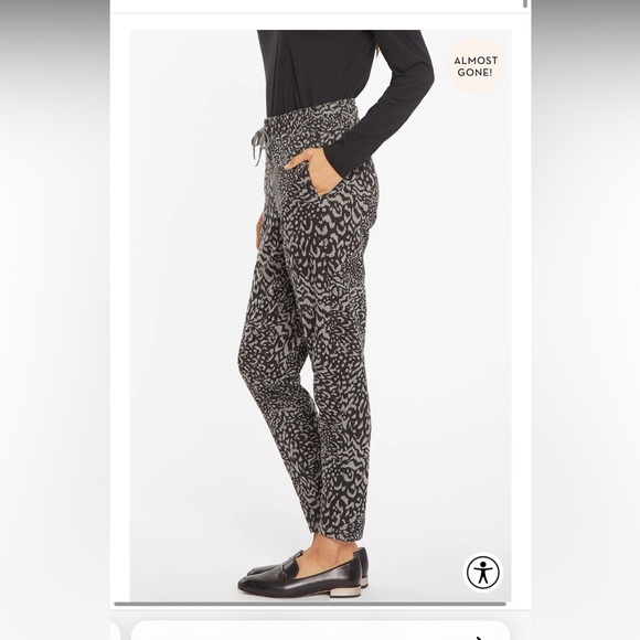NWT Forever Comfort from NYDJ sweat pants - Picture 4 of 16